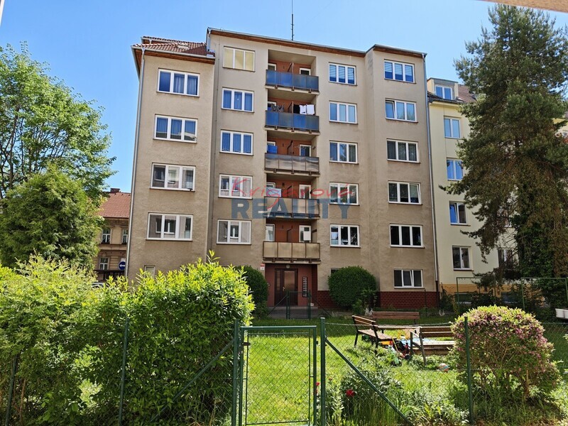 dům