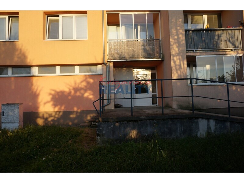 dům