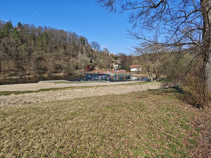 pohled na řeku